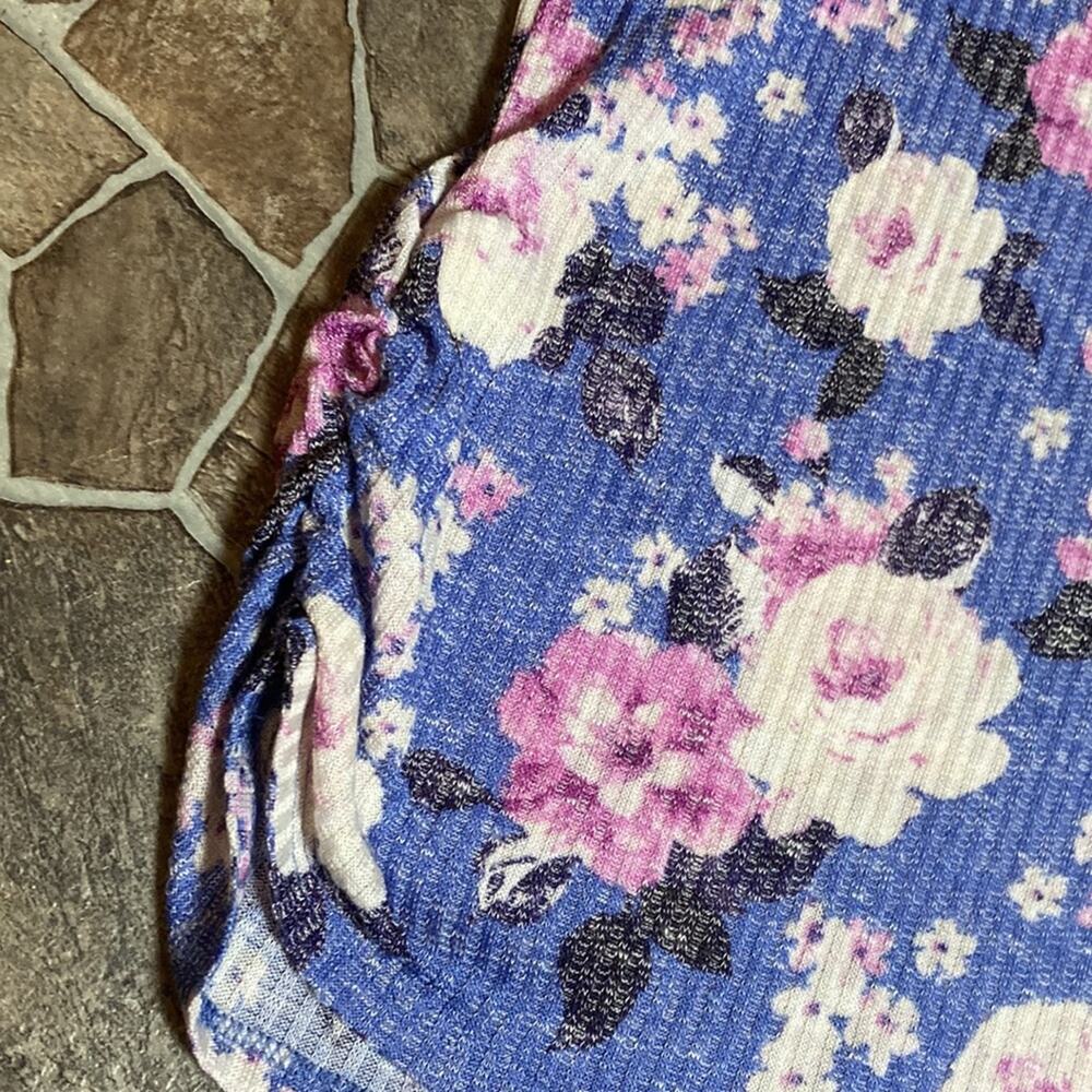 Absolutely Famous Floral Lightweight 3/4 Sleeve Top Sz L - Picture 9 of 10